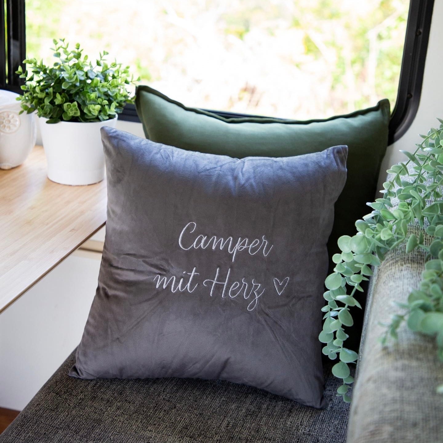 Deko-Kissen-Hülle »Camper mit Herz«