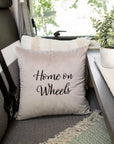 Camping Deko Kissen mit Stickerei Home On Wheels in Samtoptik champagnerfarben
