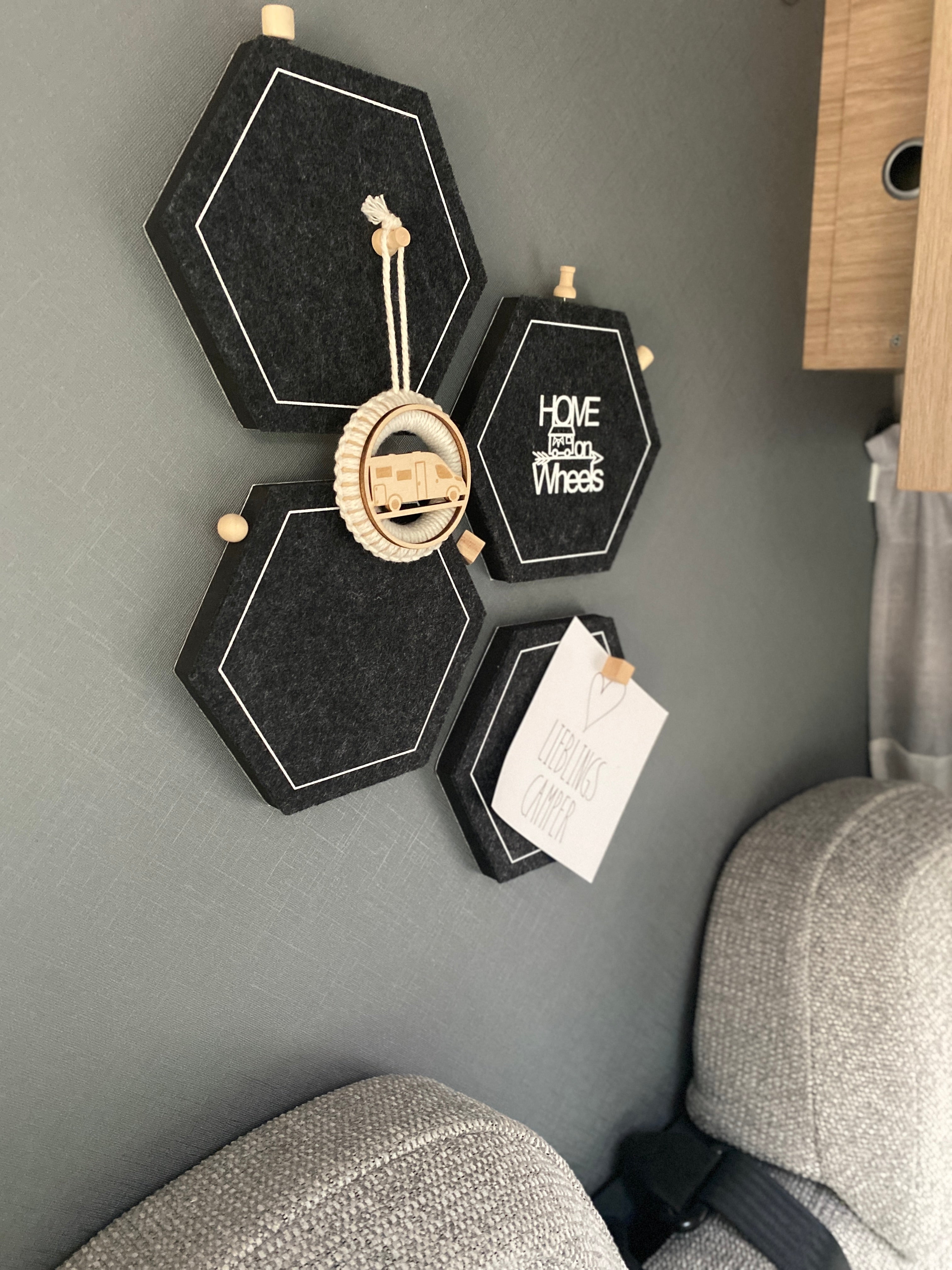 Pinnwand-Set Für Klassenzimmer-Dekoration – 29-teilig, Mit Bunten Motiven & Motivierenden Sprüchen